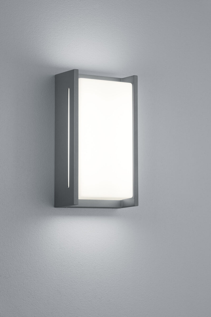 227360142.jpg