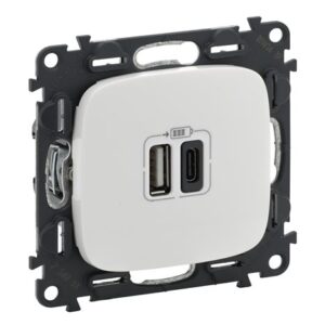 VALENA ALLURE ΠΡ 2ΧUSB ΦΟΡΤ A&C 3000MA WHITE LEGRAND - 754965
