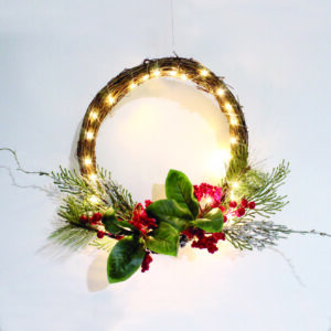 WREATH BERRIES ΔΙΑΚΟΣΜ ΚΡΕΜΑΣΤΟ 30 LED ΛΑΜΠ ΘΕΡΜΑ ΜΠΑΤ 3ΧΑΑ (ΔΕΝ ΣΥΜΠ) IP20 ΔΙΑΜ:30cm 30cm ΚΑΛ ACA - X09301112