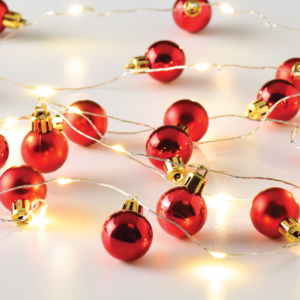 "XMAS ΓΙΡΛΑΝΤΑ ΚΟΚΚΙΝΕΣ ΜΠΑΛΕΣ" 20 LED WW ΛΑΜΠΑΚ ΣΕΙΡ ΑΣΗΜΙ ΚΑΛ ΧΑΛΚΟΥ,ΜΠΑΤ (2xAA)IP20 190+30cm  ACA - X13201101