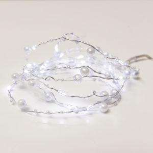 "PEARL" Σχέδιο 20 LED ΛΑΜΠΑΚ ΣΕΙΡΑ ΨΥΧΡΟ ΛΕΥΚΟ ΑΣΗΜΙ ΚΑΛΩΔ ΧΑΛΚΟΥ & ΜΠΑΤΑΡ 2xAA IP20 2m+10cm 1.2W ACA - XSW20W2APEARL