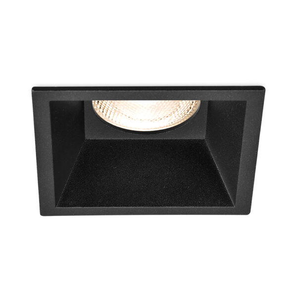 BRY-TETRA-CF-SQR-BLC-SPOTLIGHT - BH03-04101
