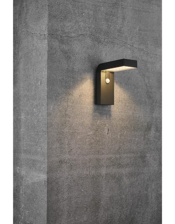 Alya Solar | Wall light | Black - 1-NR2118231003