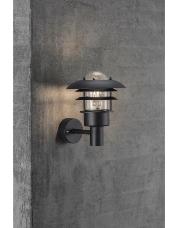 Lonstrup 32 | Wall light | Black - 1-NR71411003