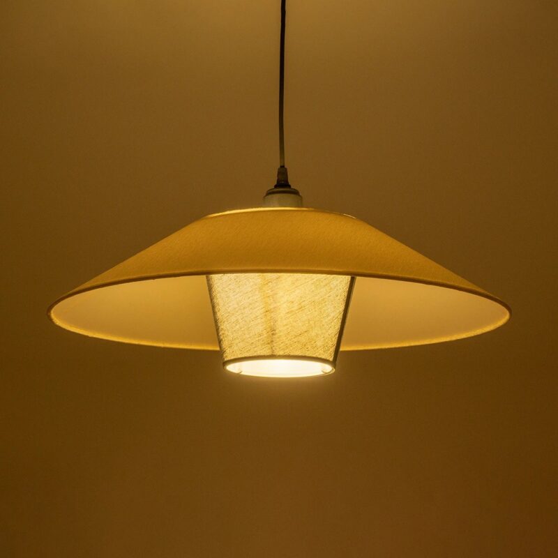 GLOBOSTAR® STORM 203-0293 Μοντέρνο Κρεμαστό Φωτιστικό Οροφής με Ντουί 1 x E27 AC 220-240V IP20 – Μαύρο &  Λευκό – Μ50 x Π50 x Υ24cm