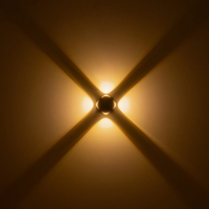 GLOBOSTAR® VEGA 60673 Μοντέρνο Φωτιστικό Τοίχου – Απλίκα LED 12W 1500lm 30° AC 220-240V Αδιάβροχο IP65 Θερμό Λευκό 2700K – Bridgelux COB Chip & TÜV SÜD Driver – Μαύρο Ματ – Μ10 x Π7.5 x Υ10cm – 5 Χρόνια Εγγύηση