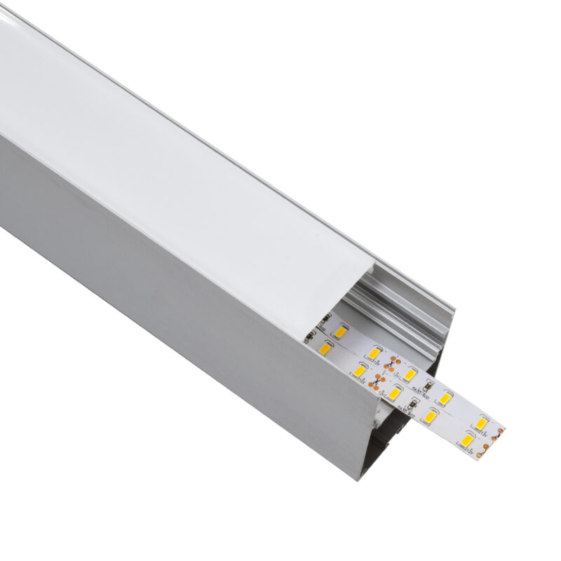 GloboStar® SURFACEPENDANT-PROFILE 70826-3M Προφίλ Αλουμινίου – Βάση & Ψύκτρα Ταινίας LED με Λευκό Γαλακτερό Κάλυμμα – Επιφανειακή & Κρεμαστή Χρήση – Πατητό Κάλυμμα – Ασημί – 3 Μέτρα – Μ300 x Π5 x Υ7cm