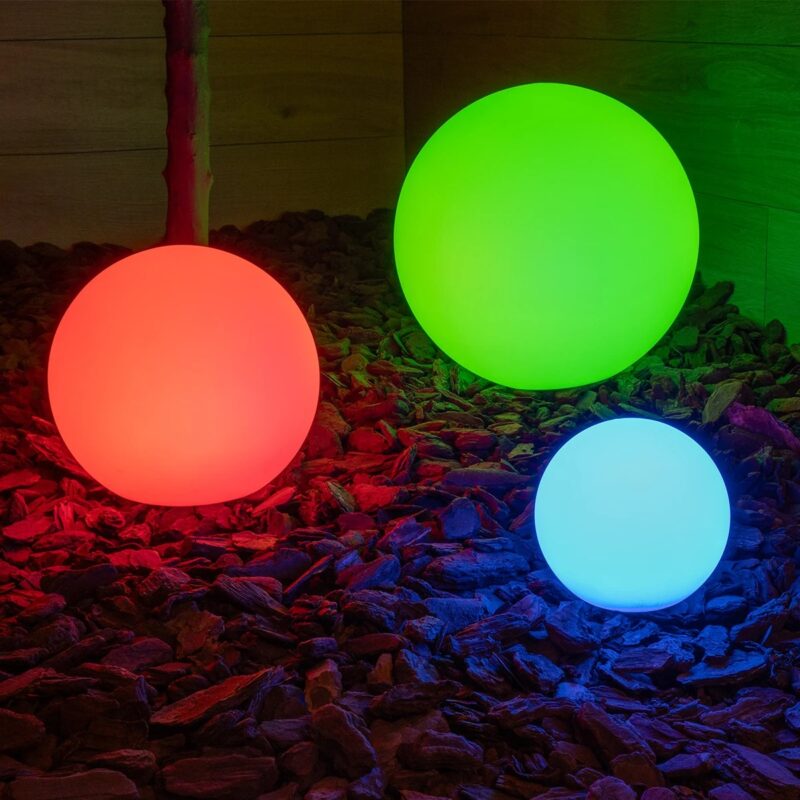 GLOBOSTAR® GARDENGLOW 71473 Μοντέρνο Φωτιστικό Κήπου Μπάλα με IR Ασύρματο Χειριστήριο LED 3W 240lm 360° DC 5V με USB-C με Επαναφορτιζόμενη Μπαταρία Li-ion 3.7V 2×18650 1400mAh Αδιάβροχο IP54 Πολύχρωμο RGBW Dimmable – Sanan SMD Chip – Γαλακτερό Λευκό – Μ15 x Π15 x Υ15cm – 2 Χρόνια Εγγύηση