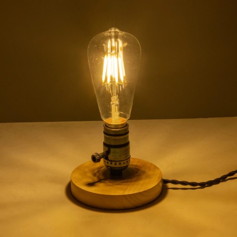 GLOBOSTAR® NOX 77700 Μοντέρνο Επιτραπέζιο Φωτιστικό Πορτατίφ με Ντουί 1 x E27 AC 220-240V IP20 – Μπεζ & Μαύρο – Μ12 x Π12 x Υ9cm