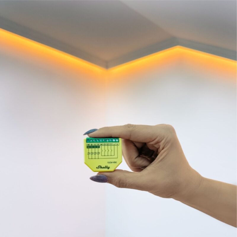 Shelly Plus RGBW PM | Smart Wi-Fi / Bluetooth RGBW / RGB / Mono-Color  Dimmer Controller με Μέτρηση Ρεύματος & Έλεγχο LED Ταινίας 12/24V 120W/240W – EAN 3800235265635