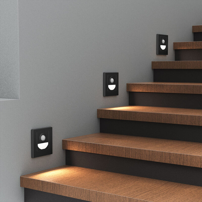 Απλίκα led “Step” 1,5w 90lm CCT Sensor Μαύρη Braytron – BH07-00381